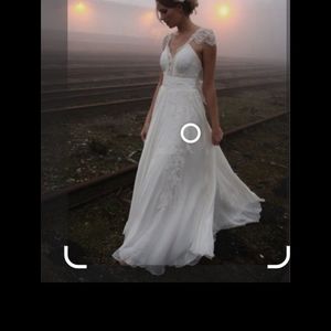 Size 8 boho wedding dress whiye